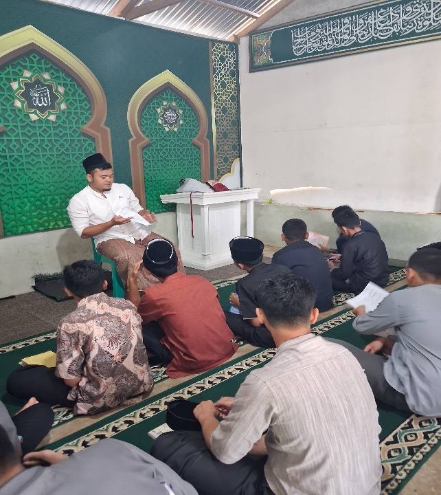Kajian ilmu setiap hari Jum'at